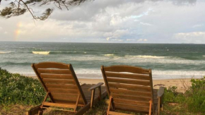 A Lovingly Restored Beachfront Cottage In Wonderful Wooli